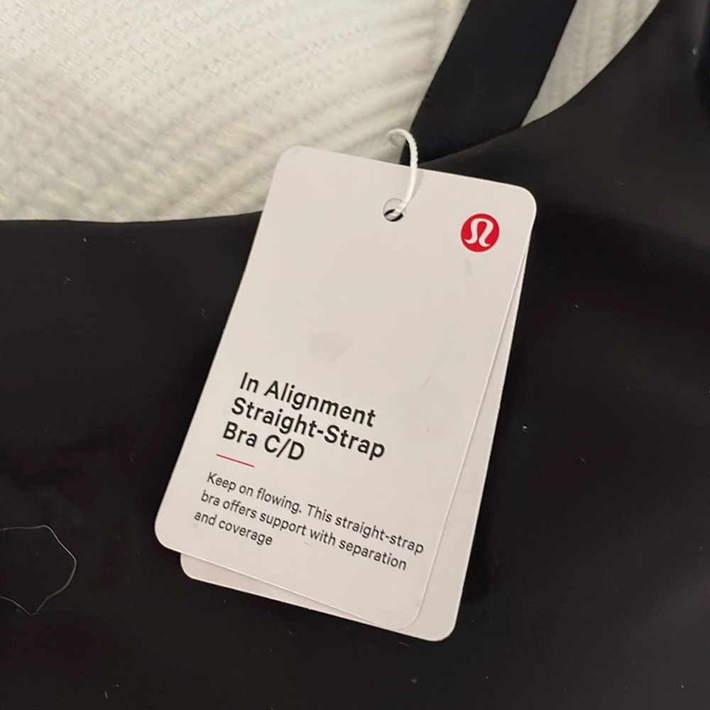 Lululemon bra - Picture 2 of 4